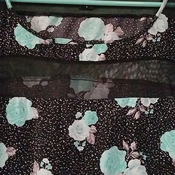 Torrid blouse - Picture 2 of 3